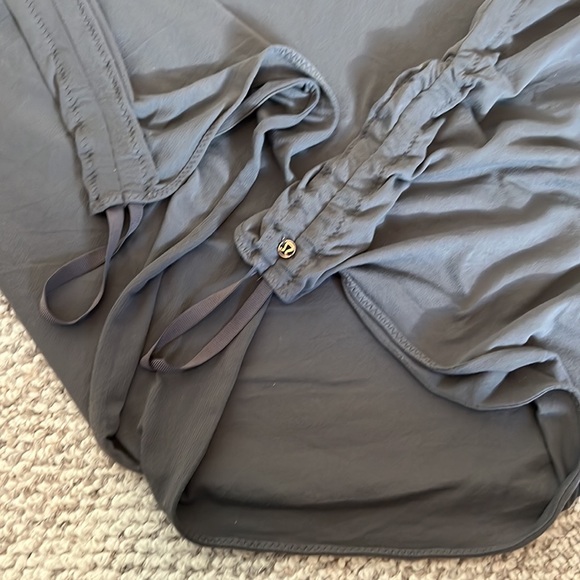 Lululemon Scarf Wrap Grey Gather Adjustable - Picture 10 of 10